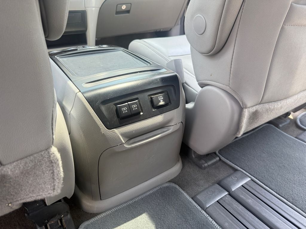 2018 Toyota Sienna XLE 8 Passenger