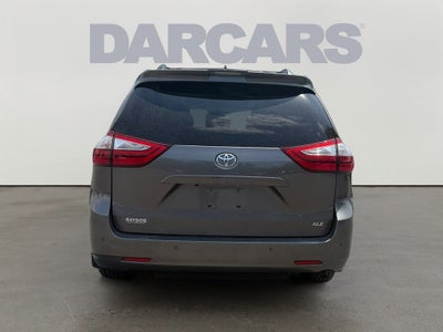 2018 Toyota Sienna XLE 8 Passenger