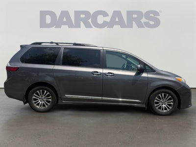 2018 Toyota Sienna XLE 8 Passenger