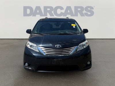 2017 Toyota Sienna XLE Premium 8 Passenger