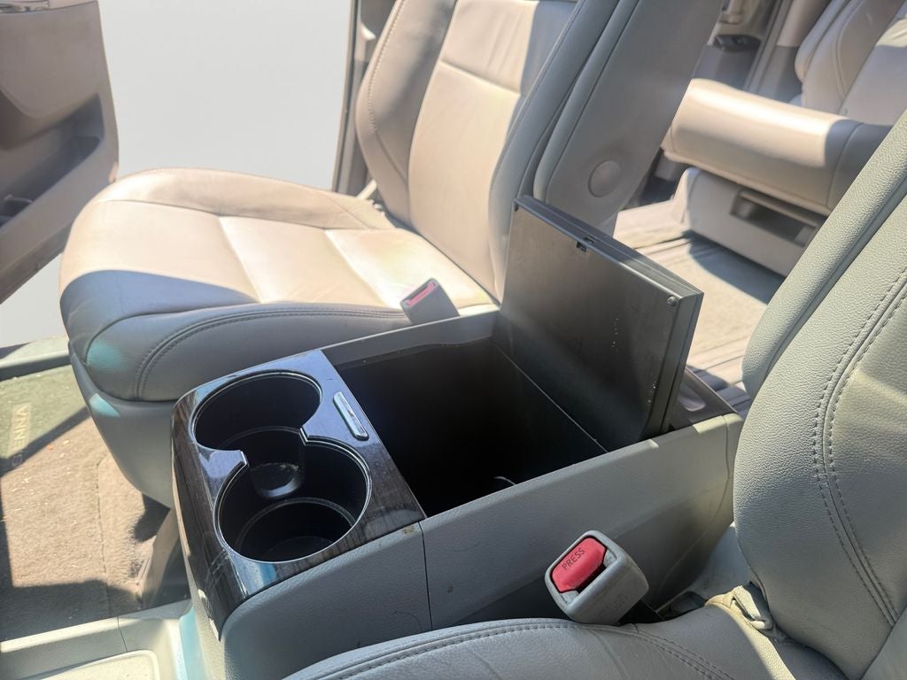 2017 Toyota Sienna XLE Premium 8 Passenger