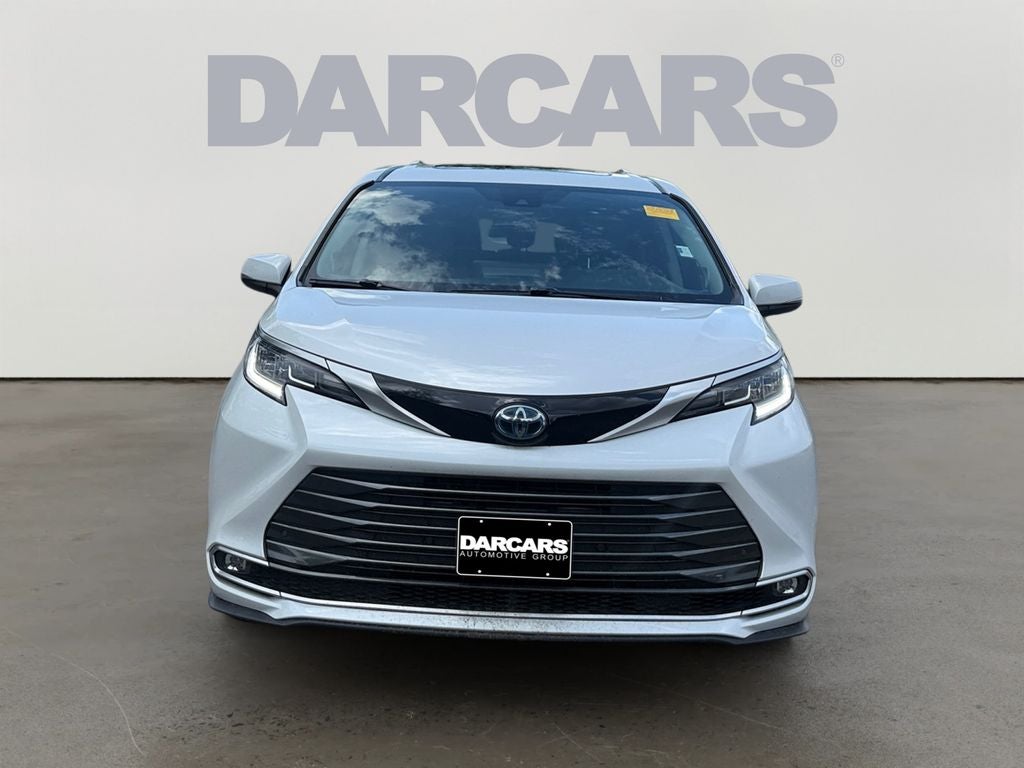 2023 Toyota Sienna Limited 7 Passenger