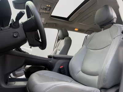 2023 Toyota Sienna Limited 7 Passenger