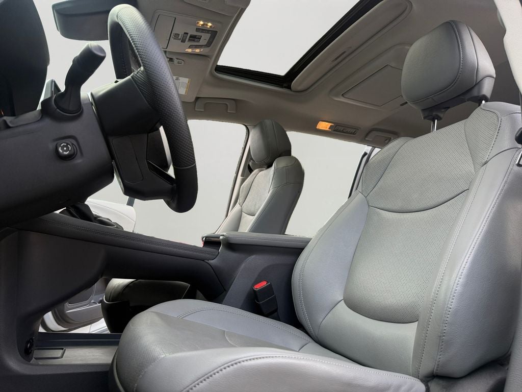 2023 Toyota Sienna Limited 7 Passenger