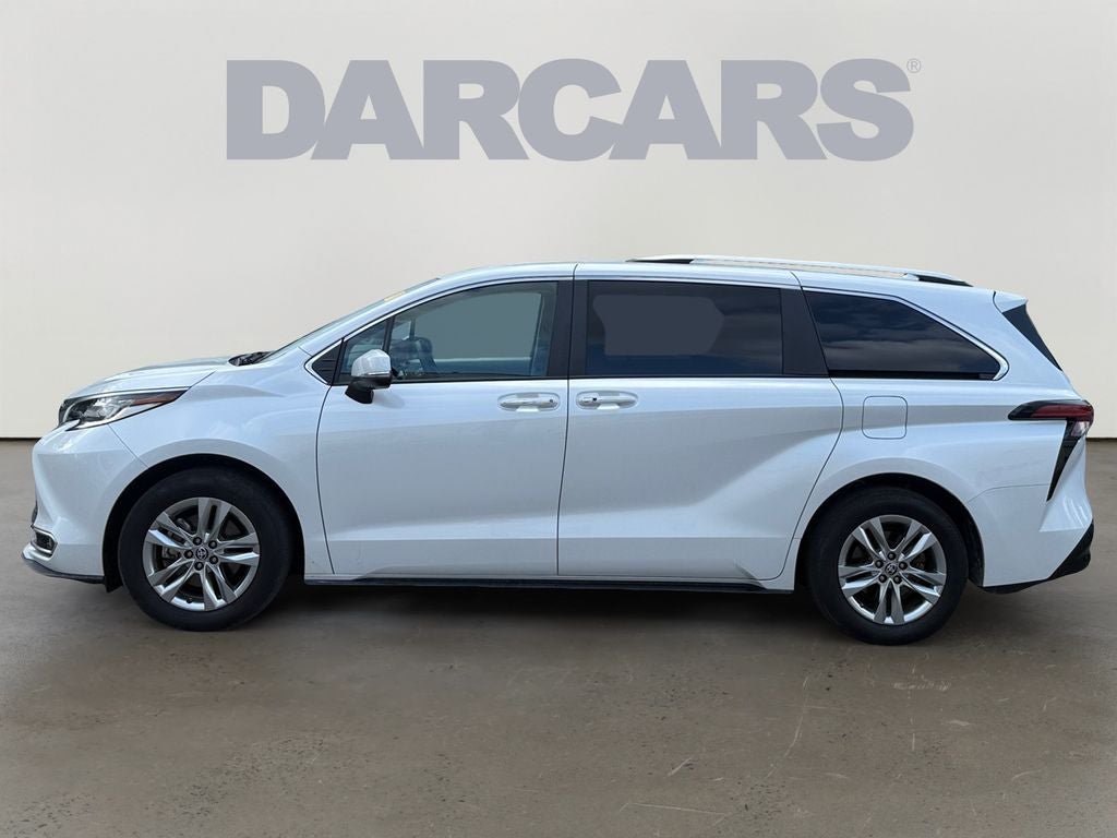 2023 Toyota Sienna Limited 7 Passenger