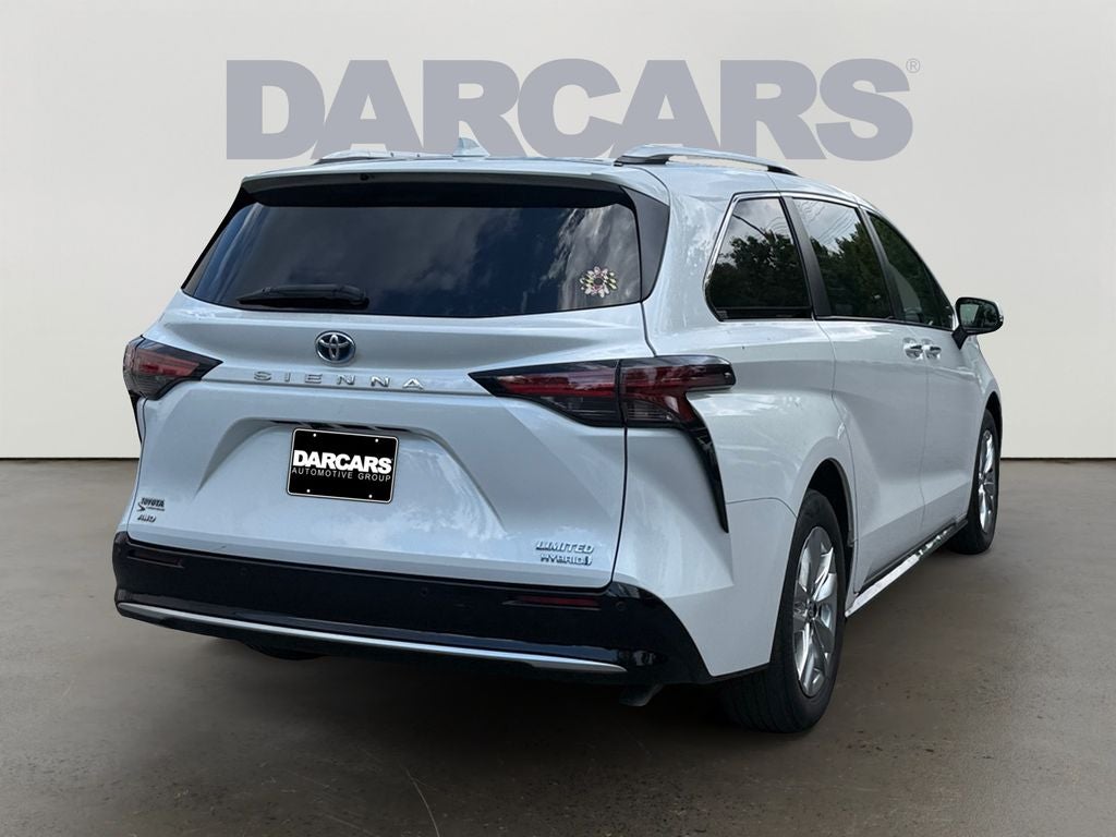 2023 Toyota Sienna Limited 7 Passenger