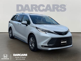 2023 Toyota Sienna Limited 7 Passenger