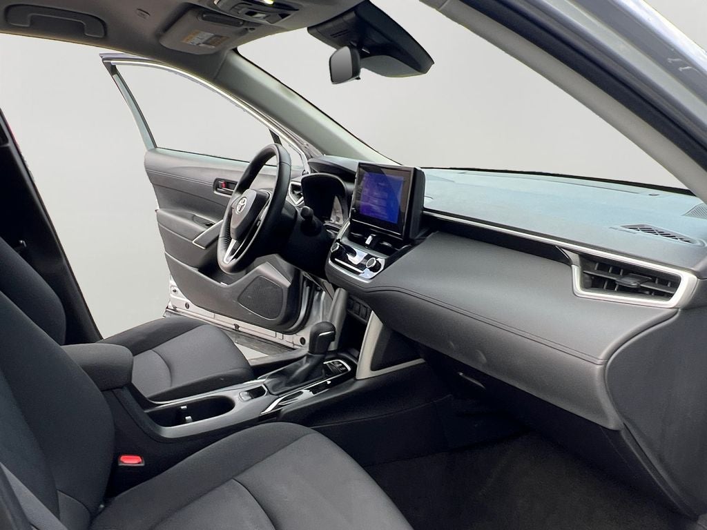 2025 Toyota Corolla Cross LE