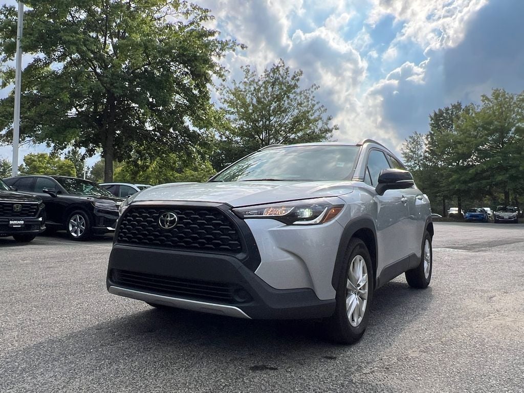 2025 Toyota Corolla Cross LE