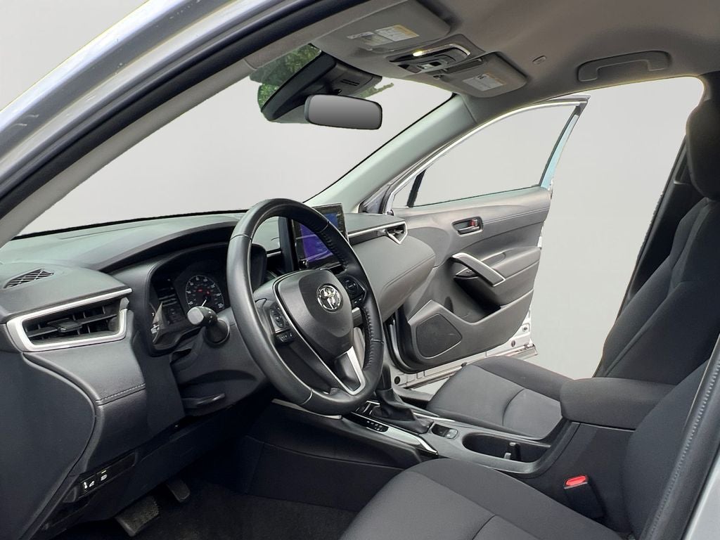 2025 Toyota Corolla Cross LE