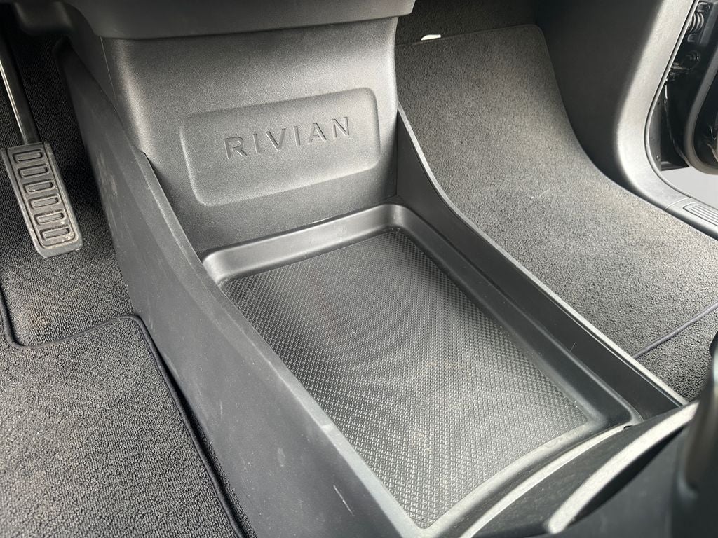 2025 Rivian R1S Adventure Dual Motor Large Pack