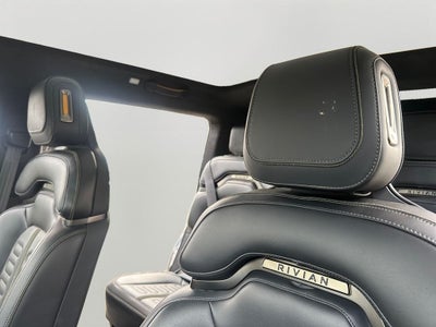 2025 Rivian R1S Adventure Dual Motor Large Pack