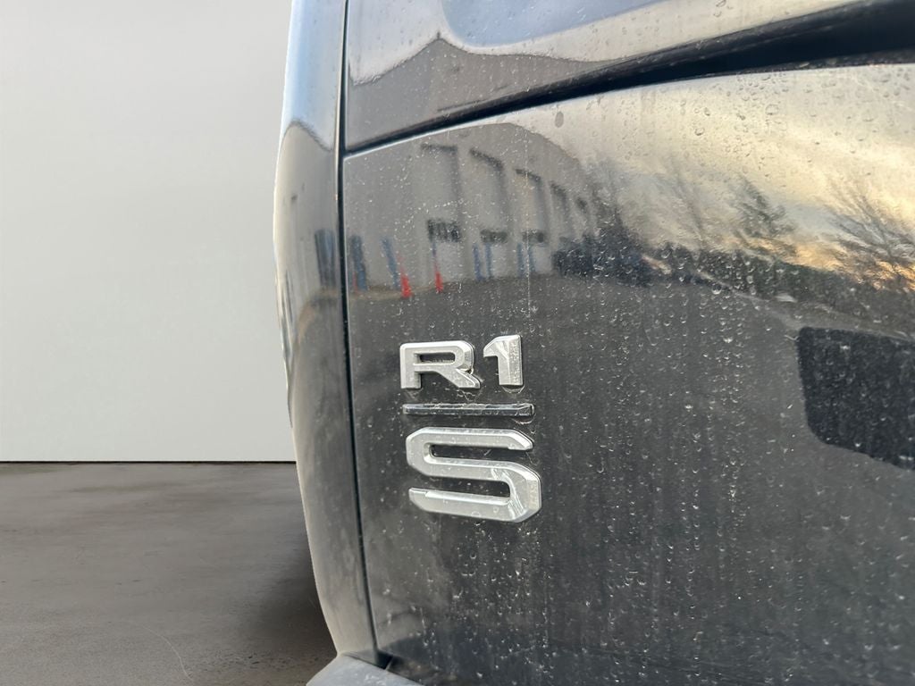 2025 Rivian R1S Adventure Dual Motor Large Pack