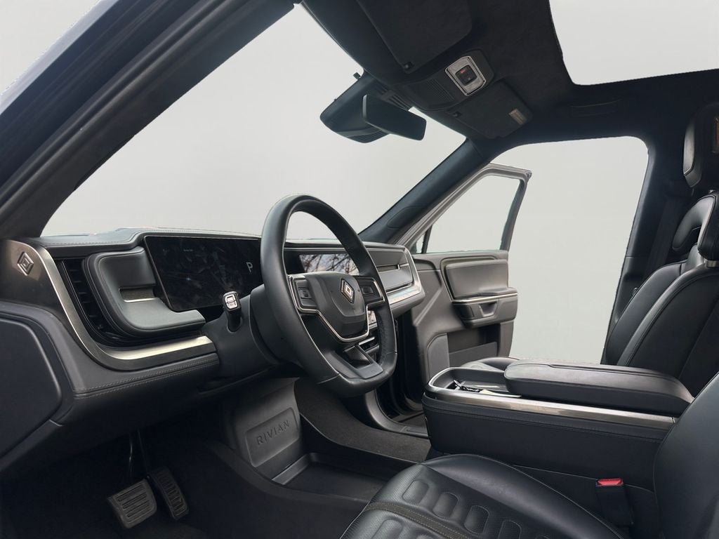 2025 Rivian R1S Adventure Dual Motor Large Pack