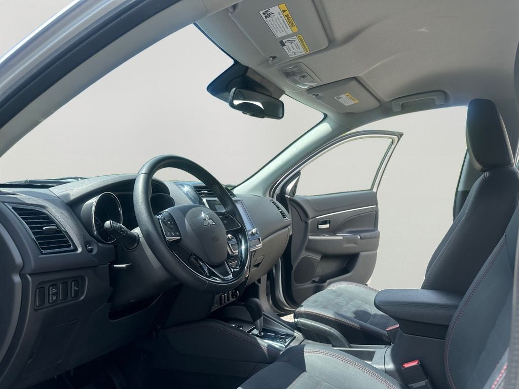 2025 Mitsubishi Outlander Sport 2.0 SE