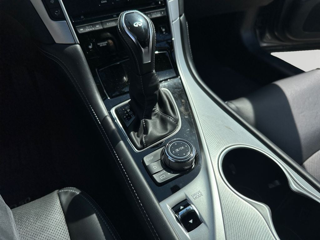 2022 INFINITI Q50 LUXE