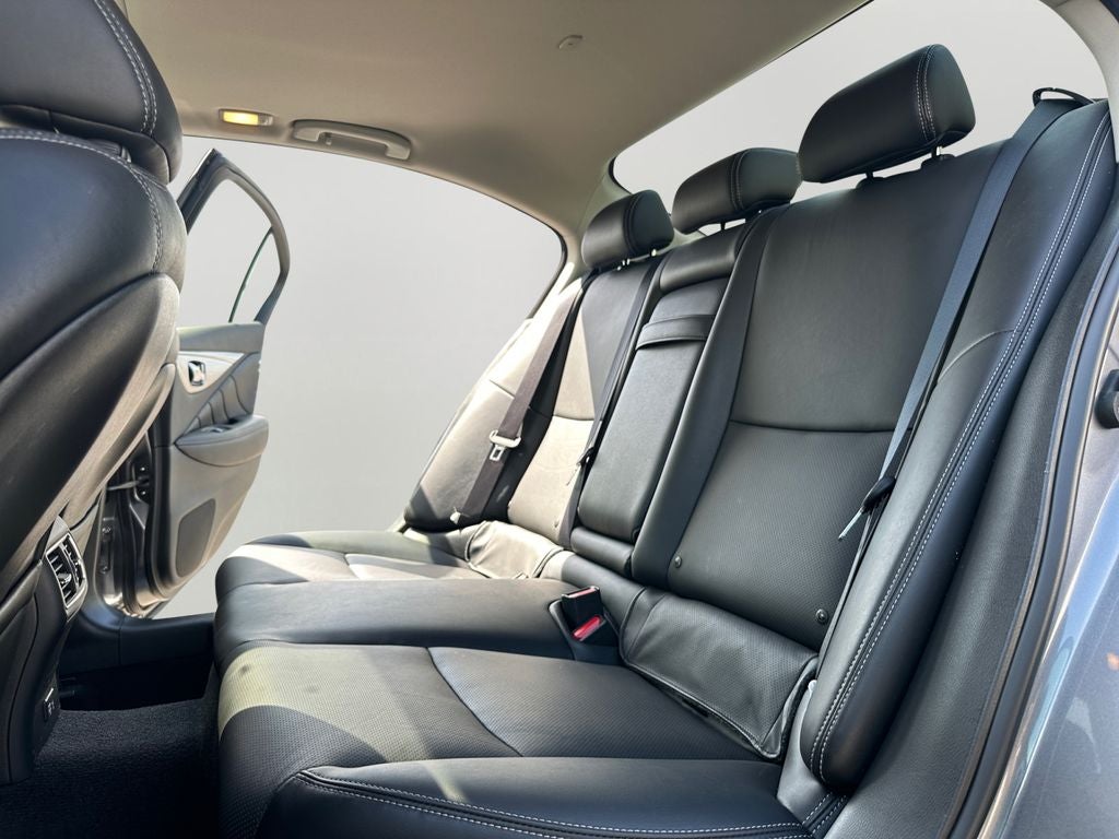 2022 INFINITI Q50 LUXE