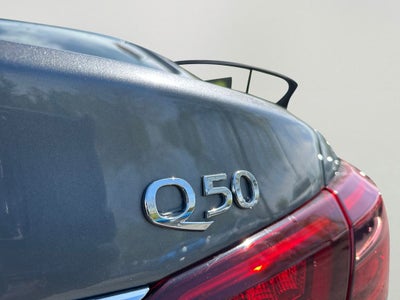 2022 INFINITI Q50 LUXE