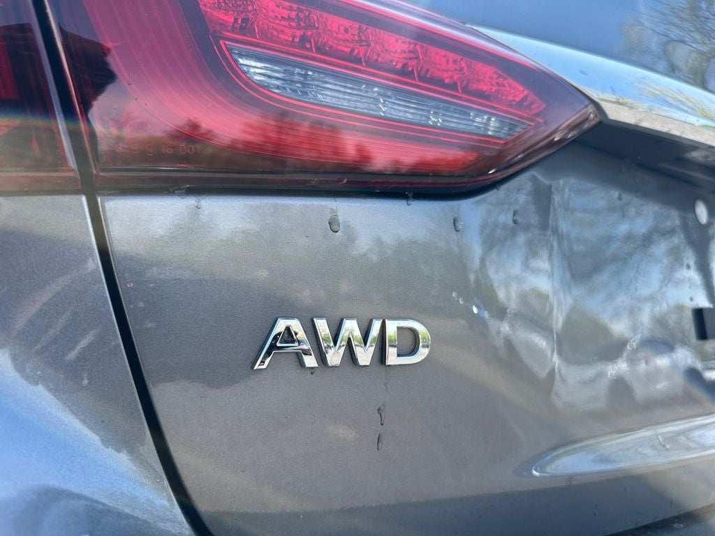 2022 INFINITI Q50 LUXE