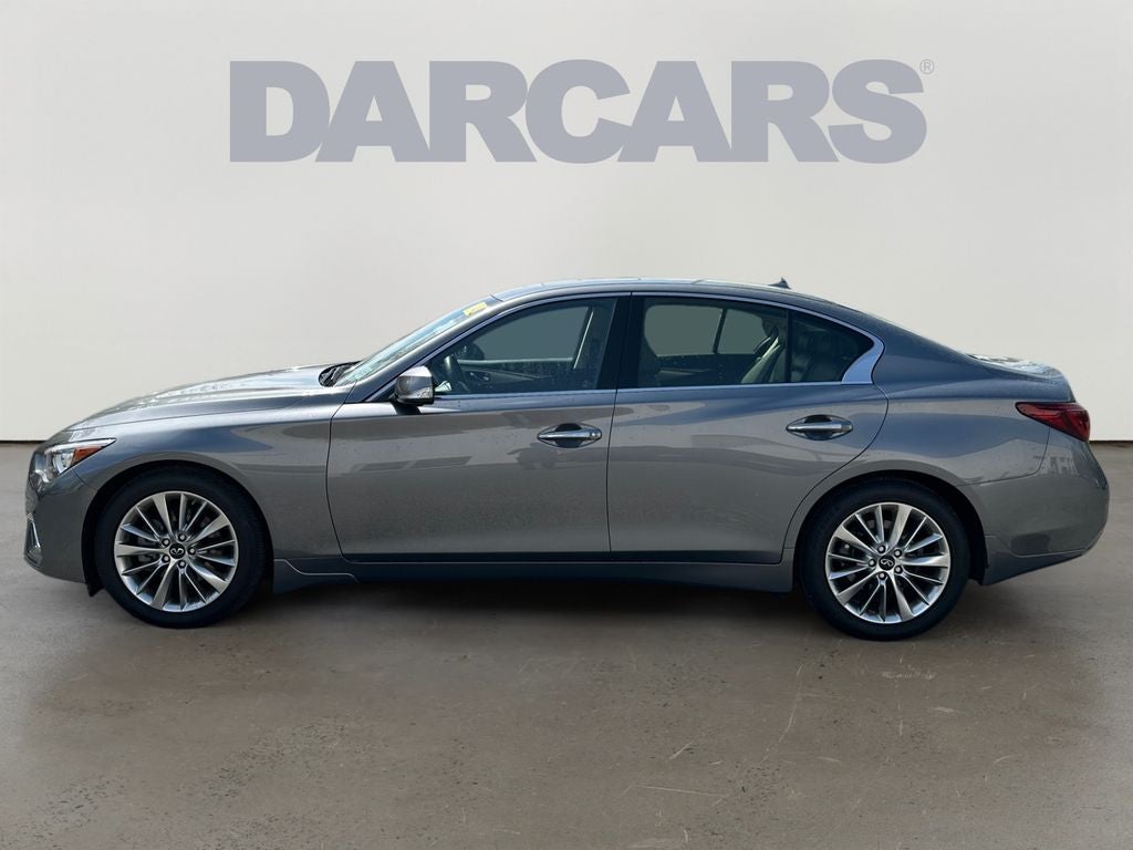 2022 INFINITI Q50 LUXE