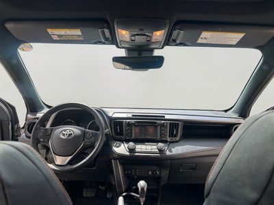 2018 Toyota RAV4 SE