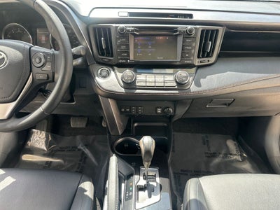 2018 Toyota RAV4 SE