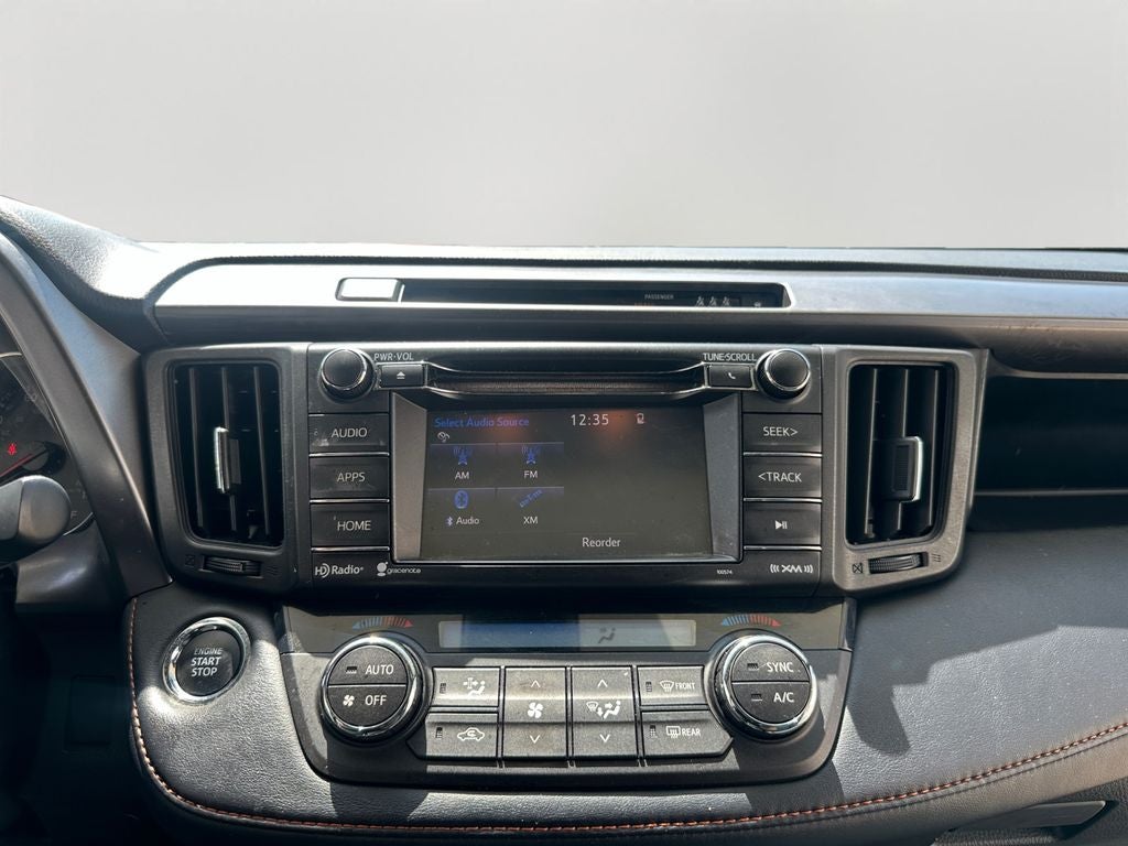 2018 Toyota RAV4 SE