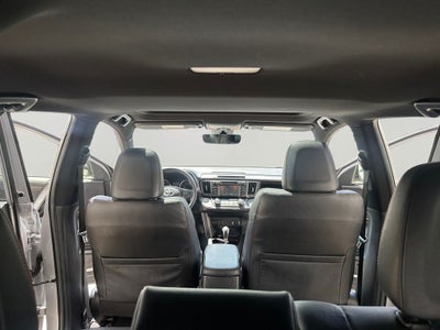 2018 Toyota RAV4 SE