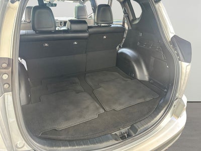 2018 Toyota RAV4 SE
