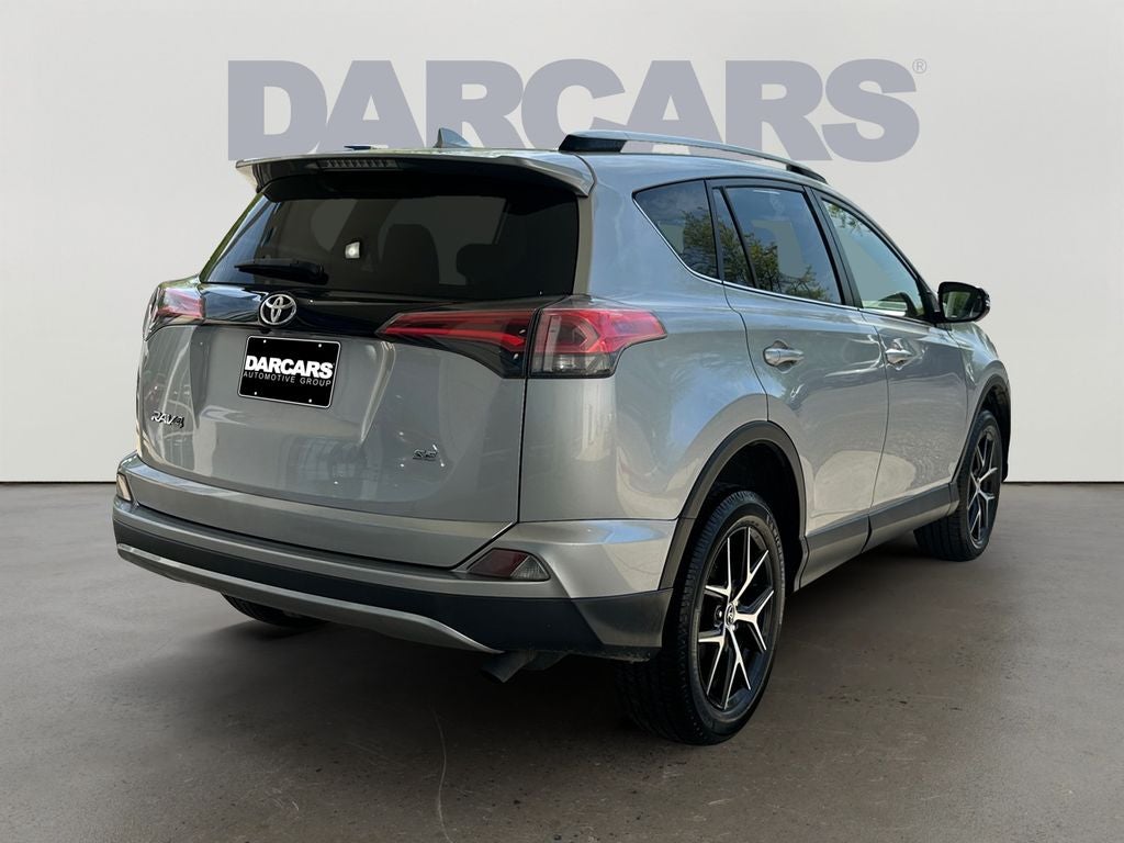 2018 Toyota RAV4 SE