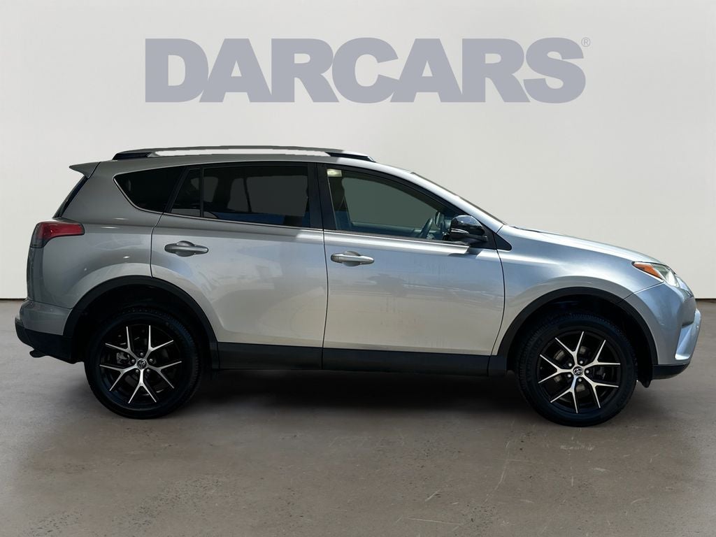 2018 Toyota RAV4 SE