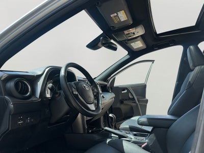 2018 Toyota RAV4 SE