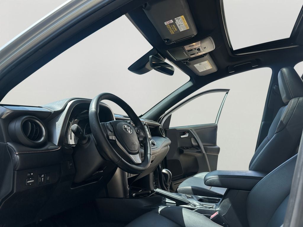 2018 Toyota RAV4 SE