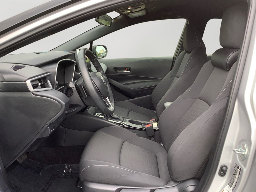 2025 Toyota Corolla Hatchback SE
