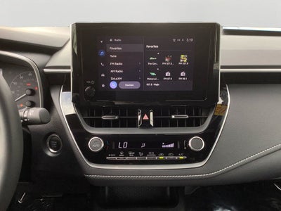 2025 Toyota Corolla Hatchback SE