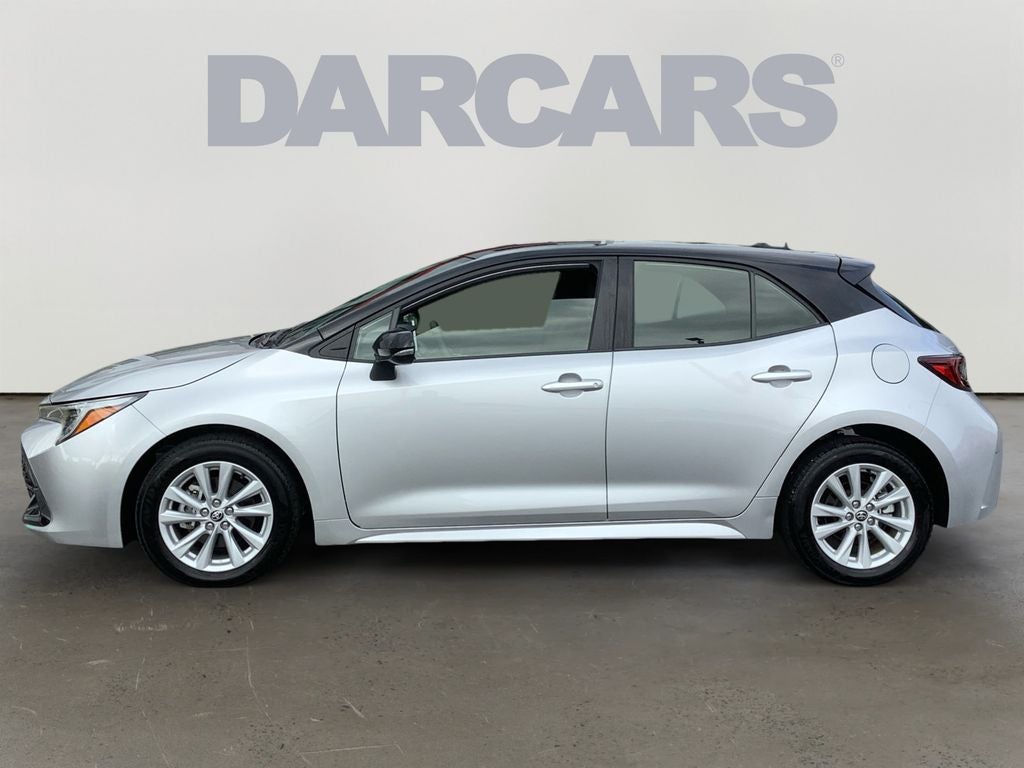 2025 Toyota Corolla Hatchback SE