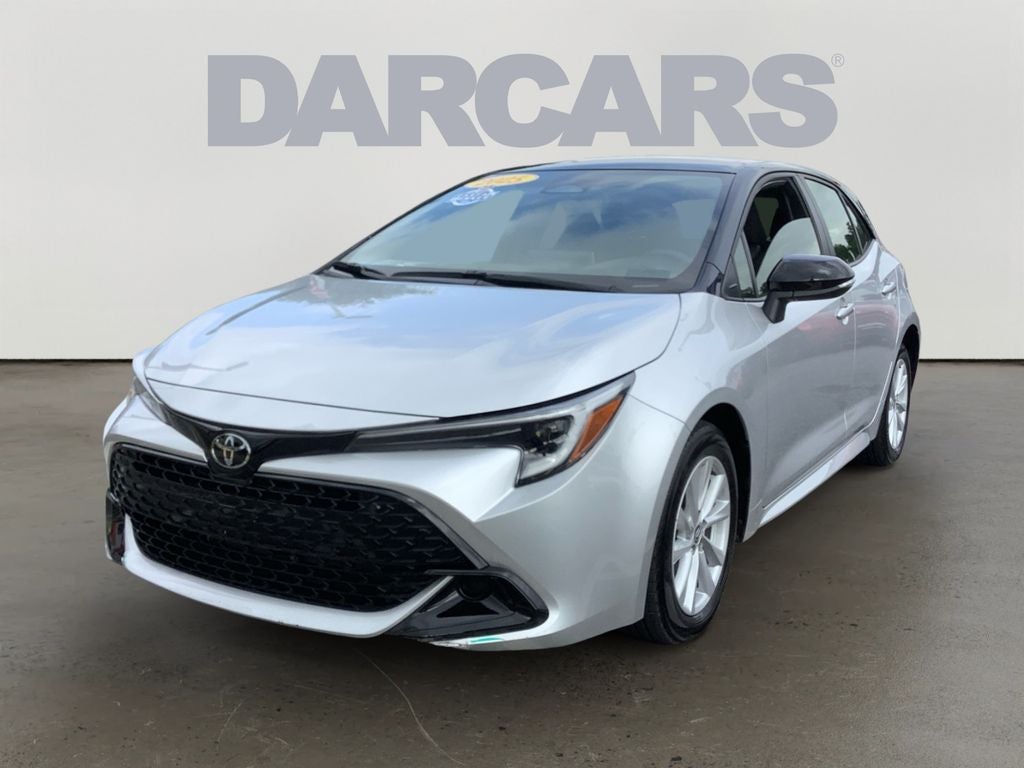 2025 Toyota Corolla Hatchback SE