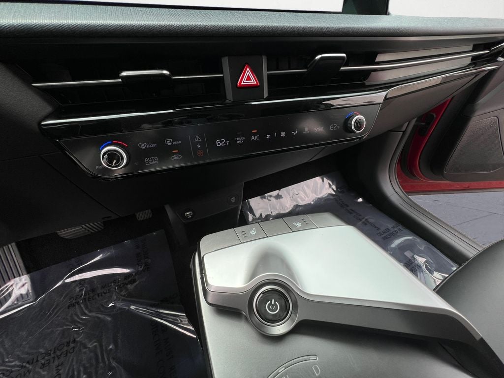 2024 Kia EV6 Light