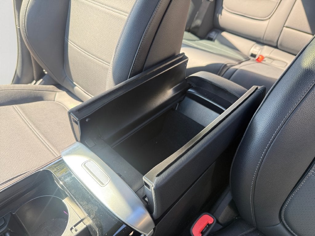 2025 Mercedes-Benz C-Class C 300 4MATIC®