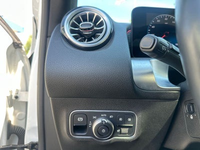 2023 Mercedes-Benz GLB GLB 250 4MATIC®