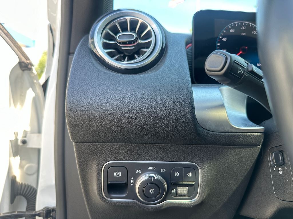 2023 Mercedes-Benz GLB GLB 250 4MATIC®