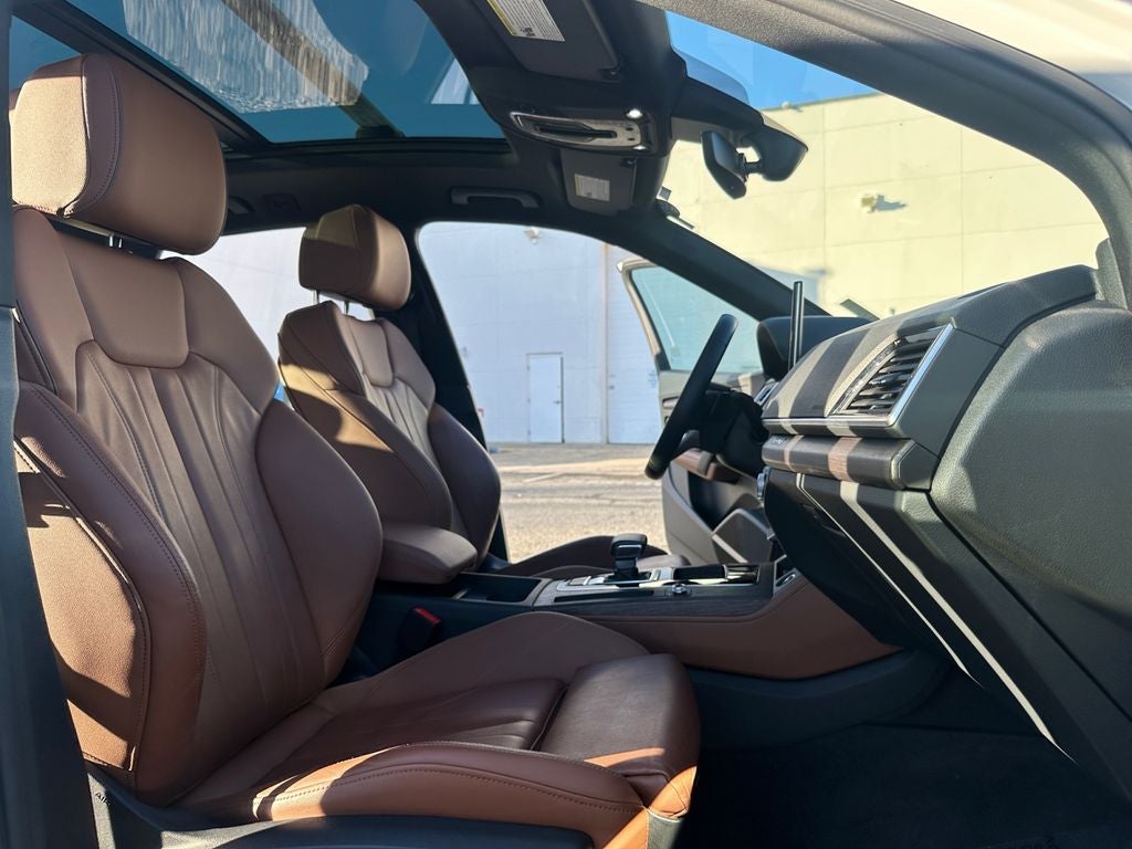 2024 Audi Q5 45 S line Premium quattro