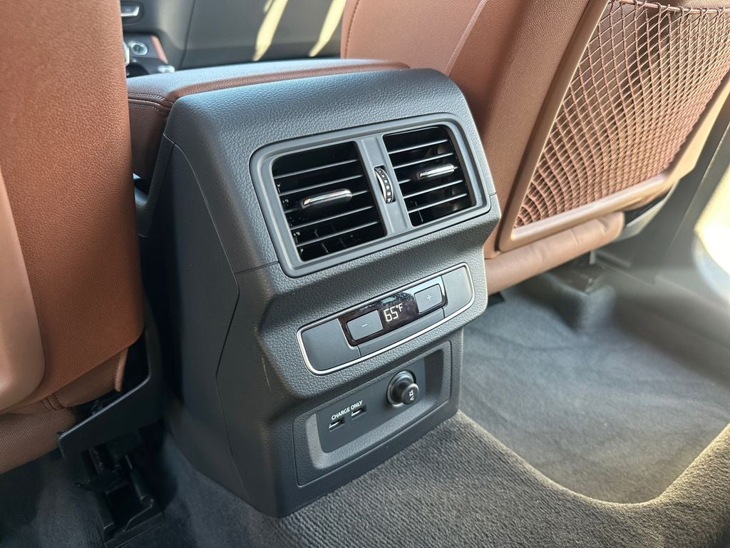 2024 Audi Q5 45 S line Premium quattro