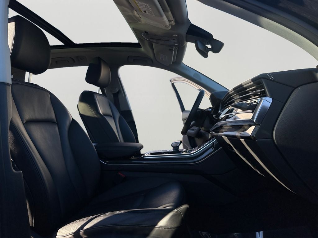 2024 Audi Q7 45 Premium Plus quattro