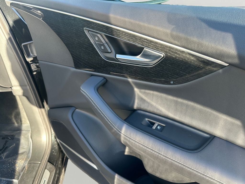 2025 Audi Q7 55 Premium Plus quattro