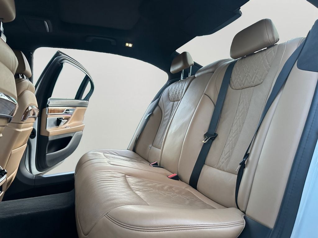 2017 BMW 7 Series 750i xDrive