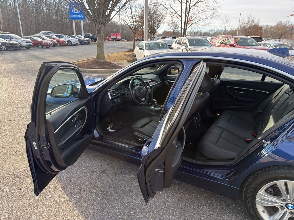 2017 BMW 3 Series 330i xDrive