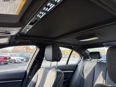 2017 BMW 3 Series 330i xDrive