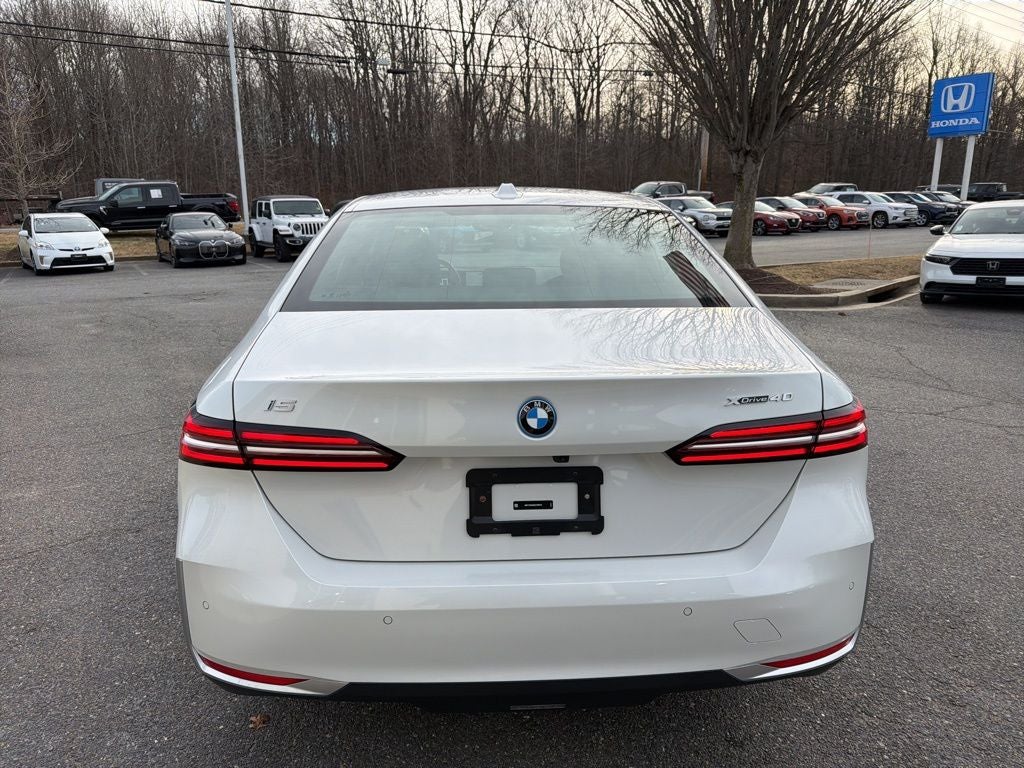 2025 BMW i5 xDrive40