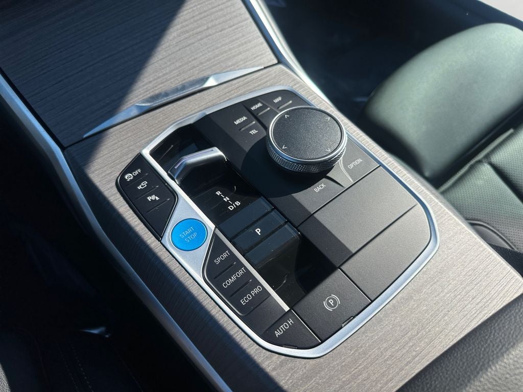 2025 BMW i4 xDrive40